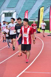 BIB: 708, 3045, 783
                            <button type="button" onclick="openModal(6104984)" class="btn btn-primary btn-sm float-right btn-popup" data-toggle="modal" data-target=".modal-high-quality">
                        <i class="fas fa-shopping-cart"></i> Add to Cart
                    </button>
                                            <button type="button" onclick="isThisMe(6104984, true)" class="btn btn-success btn-sm float-right btn-popup btn-isme hidden" data-toggle="tooltip" data-placement="bottom" title="นี่คือรูปของคุณใช่ไหม คลิกที่นี่เพื่อเอาเข้าอัลบั้ม">
                        <i class="fas fa-plus"></i> Add to album
                    </button>
                    <button type="button" onclick="isThisMe(6104984, false)" class="btn btn-warning btn-sm float-right btn-popup btn-isnotme hidden">
                        <i class="fas fa-ban"></i> Remove from album
                    </button>