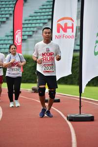 BIB: 2038, 8536
                            <button type="button" onclick="openModal(6105817)" class="btn btn-primary btn-sm float-right btn-popup" data-toggle="modal" data-target=".modal-high-quality">
                        <i class="fas fa-shopping-cart"></i> Add to Cart
                    </button>
                                            <button type="button" onclick="isThisMe(6105817, true)" class="btn btn-success btn-sm float-right btn-popup btn-isme hidden" data-toggle="tooltip" data-placement="bottom" title="นี่คือรูปของคุณใช่ไหม คลิกที่นี่เพื่อเอาเข้าอัลบั้ม">
                        <i class="fas fa-plus"></i> Add to album
                    </button>
                    <button type="button" onclick="isThisMe(6105817, false)" class="btn btn-warning btn-sm float-right btn-popup btn-isnotme hidden">
                        <i class="fas fa-ban"></i> Remove from album
                    </button>