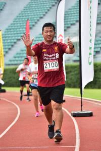 BIB: 2100
                            <button type="button" onclick="openModal(6105971)" class="btn btn-primary btn-sm float-right btn-popup" data-toggle="modal" data-target=".modal-high-quality">
                        <i class="fas fa-shopping-cart"></i> Add to Cart
                    </button>
                                            <button type="button" onclick="isThisMe(6105971, true)" class="btn btn-success btn-sm float-right btn-popup btn-isme hidden" data-toggle="tooltip" data-placement="bottom" title="นี่คือรูปของคุณใช่ไหม คลิกที่นี่เพื่อเอาเข้าอัลบั้ม">
                        <i class="fas fa-plus"></i> Add to album
                    </button>
                    <button type="button" onclick="isThisMe(6105971, false)" class="btn btn-warning btn-sm float-right btn-popup btn-isnotme hidden">
                        <i class="fas fa-ban"></i> Remove from album
                    </button>