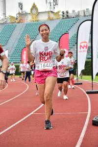 BIB: 1640, 2993
                            <button type="button" onclick="openModal(6105631)" class="btn btn-primary btn-sm float-right btn-popup" data-toggle="modal" data-target=".modal-high-quality">
                        <i class="fas fa-shopping-cart"></i> Add to Cart
                    </button>
                                            <button type="button" onclick="isThisMe(6105631, true)" class="btn btn-success btn-sm float-right btn-popup btn-isme hidden" data-toggle="tooltip" data-placement="bottom" title="นี่คือรูปของคุณใช่ไหม คลิกที่นี่เพื่อเอาเข้าอัลบั้ม">
                        <i class="fas fa-plus"></i> Add to album
                    </button>
                    <button type="button" onclick="isThisMe(6105631, false)" class="btn btn-warning btn-sm float-right btn-popup btn-isnotme hidden">
                        <i class="fas fa-ban"></i> Remove from album
                    </button>