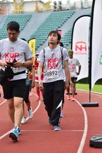 BIB: 8892
                            <button type="button" onclick="openModal(6105517)" class="btn btn-primary btn-sm float-right btn-popup" data-toggle="modal" data-target=".modal-high-quality">
                        <i class="fas fa-shopping-cart"></i> Add to Cart
                    </button>
                                            <button type="button" onclick="isThisMe(6105517, true)" class="btn btn-success btn-sm float-right btn-popup btn-isme hidden" data-toggle="tooltip" data-placement="bottom" title="นี่คือรูปของคุณใช่ไหม คลิกที่นี่เพื่อเอาเข้าอัลบั้ม">
                        <i class="fas fa-plus"></i> Add to album
                    </button>
                    <button type="button" onclick="isThisMe(6105517, false)" class="btn btn-warning btn-sm float-right btn-popup btn-isnotme hidden">
                        <i class="fas fa-ban"></i> Remove from album
                    </button>