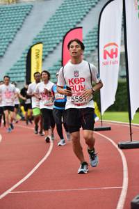 BIB: 3622, 558
                            <button type="button" onclick="openModal(6105692)" class="btn btn-primary btn-sm float-right btn-popup" data-toggle="modal" data-target=".modal-high-quality">
                        <i class="fas fa-shopping-cart"></i> Add to Cart
                    </button>
                                            <button type="button" onclick="isThisMe(6105692, true)" class="btn btn-success btn-sm float-right btn-popup btn-isme hidden" data-toggle="tooltip" data-placement="bottom" title="นี่คือรูปของคุณใช่ไหม คลิกที่นี่เพื่อเอาเข้าอัลบั้ม">
                        <i class="fas fa-plus"></i> Add to album
                    </button>
                    <button type="button" onclick="isThisMe(6105692, false)" class="btn btn-warning btn-sm float-right btn-popup btn-isnotme hidden">
                        <i class="fas fa-ban"></i> Remove from album
                    </button>