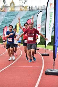 BIB: 1807, 1341
                            <button type="button" onclick="openModal(6105834)" class="btn btn-primary btn-sm float-right btn-popup" data-toggle="modal" data-target=".modal-high-quality">
                        <i class="fas fa-shopping-cart"></i> Add to Cart
                    </button>
                                            <button type="button" onclick="isThisMe(6105834, true)" class="btn btn-success btn-sm float-right btn-popup btn-isme hidden" data-toggle="tooltip" data-placement="bottom" title="นี่คือรูปของคุณใช่ไหม คลิกที่นี่เพื่อเอาเข้าอัลบั้ม">
                        <i class="fas fa-plus"></i> Add to album
                    </button>
                    <button type="button" onclick="isThisMe(6105834, false)" class="btn btn-warning btn-sm float-right btn-popup btn-isnotme hidden">
                        <i class="fas fa-ban"></i> Remove from album
                    </button>