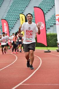 BIB: 4254
                            <button type="button" onclick="openModal(6106078)" class="btn btn-primary btn-sm float-right btn-popup" data-toggle="modal" data-target=".modal-high-quality">
                        <i class="fas fa-shopping-cart"></i> Add to Cart
                    </button>
                                            <button type="button" onclick="isThisMe(6106078, true)" class="btn btn-success btn-sm float-right btn-popup btn-isme hidden" data-toggle="tooltip" data-placement="bottom" title="นี่คือรูปของคุณใช่ไหม คลิกที่นี่เพื่อเอาเข้าอัลบั้ม">
                        <i class="fas fa-plus"></i> Add to album
                    </button>
                    <button type="button" onclick="isThisMe(6106078, false)" class="btn btn-warning btn-sm float-right btn-popup btn-isnotme hidden">
                        <i class="fas fa-ban"></i> Remove from album
                    </button>