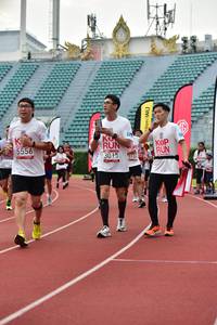 BIB: 5556, 3015, 3135, 8801
                            <button type="button" onclick="openModal(6105212)" class="btn btn-primary btn-sm float-right btn-popup" data-toggle="modal" data-target=".modal-high-quality">
                        <i class="fas fa-shopping-cart"></i> Add to Cart
                    </button>
                                            <button type="button" onclick="isThisMe(6105212, true)" class="btn btn-success btn-sm float-right btn-popup btn-isme hidden" data-toggle="tooltip" data-placement="bottom" title="นี่คือรูปของคุณใช่ไหม คลิกที่นี่เพื่อเอาเข้าอัลบั้ม">
                        <i class="fas fa-plus"></i> Add to album
                    </button>
                    <button type="button" onclick="isThisMe(6105212, false)" class="btn btn-warning btn-sm float-right btn-popup btn-isnotme hidden">
                        <i class="fas fa-ban"></i> Remove from album
                    </button>