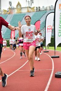 BIB: 1640, 6712, 593
                            <button type="button" onclick="openModal(6105630)" class="btn btn-primary btn-sm float-right btn-popup" data-toggle="modal" data-target=".modal-high-quality">
                        <i class="fas fa-shopping-cart"></i> Add to Cart
                    </button>
                                            <button type="button" onclick="isThisMe(6105630, true)" class="btn btn-success btn-sm float-right btn-popup btn-isme hidden" data-toggle="tooltip" data-placement="bottom" title="นี่คือรูปของคุณใช่ไหม คลิกที่นี่เพื่อเอาเข้าอัลบั้ม">
                        <i class="fas fa-plus"></i> Add to album
                    </button>
                    <button type="button" onclick="isThisMe(6105630, false)" class="btn btn-warning btn-sm float-right btn-popup btn-isnotme hidden">
                        <i class="fas fa-ban"></i> Remove from album
                    </button>