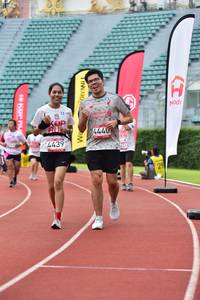 BIB: 4440, 4439
                            <button type="button" onclick="openModal(6105898)" class="btn btn-primary btn-sm float-right btn-popup" data-toggle="modal" data-target=".modal-high-quality">
                        <i class="fas fa-shopping-cart"></i> Add to Cart
                    </button>
                                            <button type="button" onclick="isThisMe(6105898, true)" class="btn btn-success btn-sm float-right btn-popup btn-isme hidden" data-toggle="tooltip" data-placement="bottom" title="นี่คือรูปของคุณใช่ไหม คลิกที่นี่เพื่อเอาเข้าอัลบั้ม">
                        <i class="fas fa-plus"></i> Add to album
                    </button>
                    <button type="button" onclick="isThisMe(6105898, false)" class="btn btn-warning btn-sm float-right btn-popup btn-isnotme hidden">
                        <i class="fas fa-ban"></i> Remove from album
                    </button>