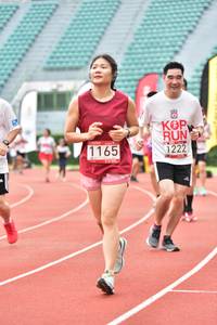 BIB: 1222, 1165
                            <button type="button" onclick="openModal(6105329)" class="btn btn-primary btn-sm float-right btn-popup" data-toggle="modal" data-target=".modal-high-quality">
                        <i class="fas fa-shopping-cart"></i> Add to Cart
                    </button>
                                            <button type="button" onclick="isThisMe(6105329, true)" class="btn btn-success btn-sm float-right btn-popup btn-isme hidden" data-toggle="tooltip" data-placement="bottom" title="นี่คือรูปของคุณใช่ไหม คลิกที่นี่เพื่อเอาเข้าอัลบั้ม">
                        <i class="fas fa-plus"></i> Add to album
                    </button>
                    <button type="button" onclick="isThisMe(6105329, false)" class="btn btn-warning btn-sm float-right btn-popup btn-isnotme hidden">
                        <i class="fas fa-ban"></i> Remove from album
                    </button>