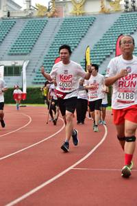 BIB: 4030, 4188, 5328
                            <button type="button" onclick="openModal(6105937)" class="btn btn-primary btn-sm float-right btn-popup" data-toggle="modal" data-target=".modal-high-quality">
                        <i class="fas fa-shopping-cart"></i> Add to Cart
                    </button>
                                            <button type="button" onclick="isThisMe(6105937, true)" class="btn btn-success btn-sm float-right btn-popup btn-isme hidden" data-toggle="tooltip" data-placement="bottom" title="นี่คือรูปของคุณใช่ไหม คลิกที่นี่เพื่อเอาเข้าอัลบั้ม">
                        <i class="fas fa-plus"></i> Add to album
                    </button>
                    <button type="button" onclick="isThisMe(6105937, false)" class="btn btn-warning btn-sm float-right btn-popup btn-isnotme hidden">
                        <i class="fas fa-ban"></i> Remove from album
                    </button>