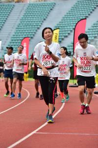 BIB: 1022, 2874, 3849, 034
                            <button type="button" onclick="openModal(6105720)" class="btn btn-primary btn-sm float-right btn-popup" data-toggle="modal" data-target=".modal-high-quality">
                        <i class="fas fa-shopping-cart"></i> Add to Cart
                    </button>
                                            <button type="button" onclick="isThisMe(6105720, true)" class="btn btn-success btn-sm float-right btn-popup btn-isme hidden" data-toggle="tooltip" data-placement="bottom" title="นี่คือรูปของคุณใช่ไหม คลิกที่นี่เพื่อเอาเข้าอัลบั้ม">
                        <i class="fas fa-plus"></i> Add to album
                    </button>
                    <button type="button" onclick="isThisMe(6105720, false)" class="btn btn-warning btn-sm float-right btn-popup btn-isnotme hidden">
                        <i class="fas fa-ban"></i> Remove from album
                    </button>