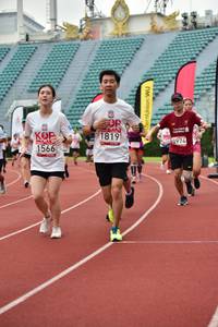 BIB: 1819, 1566, 3974
                            <button type="button" onclick="openModal(6105625)" class="btn btn-primary btn-sm float-right btn-popup" data-toggle="modal" data-target=".modal-high-quality">
                        <i class="fas fa-shopping-cart"></i> Add to Cart
                    </button>
                                            <button type="button" onclick="isThisMe(6105625, true)" class="btn btn-success btn-sm float-right btn-popup btn-isme hidden" data-toggle="tooltip" data-placement="bottom" title="นี่คือรูปของคุณใช่ไหม คลิกที่นี่เพื่อเอาเข้าอัลบั้ม">
                        <i class="fas fa-plus"></i> Add to album
                    </button>
                    <button type="button" onclick="isThisMe(6105625, false)" class="btn btn-warning btn-sm float-right btn-popup btn-isnotme hidden">
                        <i class="fas fa-ban"></i> Remove from album
                    </button>