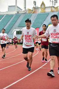 BIB: 4779, 1861, 400, 3052
                            <button type="button" onclick="openModal(6105419)" class="btn btn-primary btn-sm float-right btn-popup" data-toggle="modal" data-target=".modal-high-quality">
                        <i class="fas fa-shopping-cart"></i> Add to Cart
                    </button>
                                            <button type="button" onclick="isThisMe(6105419, true)" class="btn btn-success btn-sm float-right btn-popup btn-isme hidden" data-toggle="tooltip" data-placement="bottom" title="นี่คือรูปของคุณใช่ไหม คลิกที่นี่เพื่อเอาเข้าอัลบั้ม">
                        <i class="fas fa-plus"></i> Add to album
                    </button>
                    <button type="button" onclick="isThisMe(6105419, false)" class="btn btn-warning btn-sm float-right btn-popup btn-isnotme hidden">
                        <i class="fas fa-ban"></i> Remove from album
                    </button>