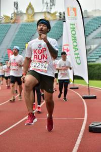 BIB: 2294, 733, 152
                            <button type="button" onclick="openModal(6106092)" class="btn btn-primary btn-sm float-right btn-popup" data-toggle="modal" data-target=".modal-high-quality">
                        <i class="fas fa-shopping-cart"></i> Add to Cart
                    </button>
                                            <button type="button" onclick="isThisMe(6106092, true)" class="btn btn-success btn-sm float-right btn-popup btn-isme hidden" data-toggle="tooltip" data-placement="bottom" title="นี่คือรูปของคุณใช่ไหม คลิกที่นี่เพื่อเอาเข้าอัลบั้ม">
                        <i class="fas fa-plus"></i> Add to album
                    </button>
                    <button type="button" onclick="isThisMe(6106092, false)" class="btn btn-warning btn-sm float-right btn-popup btn-isnotme hidden">
                        <i class="fas fa-ban"></i> Remove from album
                    </button>