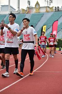 BIB: 3015, 3138, 6558, 655
                            <button type="button" onclick="openModal(6105217)" class="btn btn-primary btn-sm float-right btn-popup" data-toggle="modal" data-target=".modal-high-quality">
                        <i class="fas fa-shopping-cart"></i> Add to Cart
                    </button>
                                            <button type="button" onclick="isThisMe(6105217, true)" class="btn btn-success btn-sm float-right btn-popup btn-isme hidden" data-toggle="tooltip" data-placement="bottom" title="นี่คือรูปของคุณใช่ไหม คลิกที่นี่เพื่อเอาเข้าอัลบั้ม">
                        <i class="fas fa-plus"></i> Add to album
                    </button>
                    <button type="button" onclick="isThisMe(6105217, false)" class="btn btn-warning btn-sm float-right btn-popup btn-isnotme hidden">
                        <i class="fas fa-ban"></i> Remove from album
                    </button>