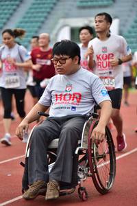 BIB: 635, 2010
                            <button type="button" onclick="openModal(6105924)" class="btn btn-primary btn-sm float-right btn-popup" data-toggle="modal" data-target=".modal-high-quality">
                        <i class="fas fa-shopping-cart"></i> Add to Cart
                    </button>
                                            <button type="button" onclick="isThisMe(6105924, true)" class="btn btn-success btn-sm float-right btn-popup btn-isme hidden" data-toggle="tooltip" data-placement="bottom" title="นี่คือรูปของคุณใช่ไหม คลิกที่นี่เพื่อเอาเข้าอัลบั้ม">
                        <i class="fas fa-plus"></i> Add to album
                    </button>
                    <button type="button" onclick="isThisMe(6105924, false)" class="btn btn-warning btn-sm float-right btn-popup btn-isnotme hidden">
                        <i class="fas fa-ban"></i> Remove from album
                    </button>