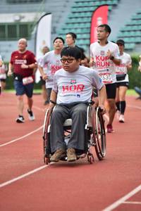 BIB: 1949, 2635
                            <button type="button" onclick="openModal(6105917)" class="btn btn-primary btn-sm float-right btn-popup" data-toggle="modal" data-target=".modal-high-quality">
                        <i class="fas fa-shopping-cart"></i> Add to Cart
                    </button>
                                            <button type="button" onclick="isThisMe(6105917, true)" class="btn btn-success btn-sm float-right btn-popup btn-isme hidden" data-toggle="tooltip" data-placement="bottom" title="นี่คือรูปของคุณใช่ไหม คลิกที่นี่เพื่อเอาเข้าอัลบั้ม">
                        <i class="fas fa-plus"></i> Add to album
                    </button>
                    <button type="button" onclick="isThisMe(6105917, false)" class="btn btn-warning btn-sm float-right btn-popup btn-isnotme hidden">
                        <i class="fas fa-ban"></i> Remove from album
                    </button>