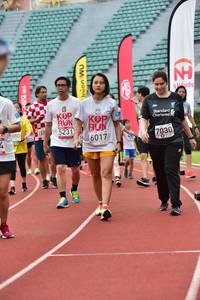 BIB: 5231, 726, 400, 7030, 6017
                            <button type="button" onclick="openModal(6105180)" class="btn btn-primary btn-sm float-right btn-popup" data-toggle="modal" data-target=".modal-high-quality">
                        <i class="fas fa-shopping-cart"></i> Add to Cart
                    </button>
                                            <button type="button" onclick="isThisMe(6105180, true)" class="btn btn-success btn-sm float-right btn-popup btn-isme hidden" data-toggle="tooltip" data-placement="bottom" title="นี่คือรูปของคุณใช่ไหม คลิกที่นี่เพื่อเอาเข้าอัลบั้ม">
                        <i class="fas fa-plus"></i> Add to album
                    </button>
                    <button type="button" onclick="isThisMe(6105180, false)" class="btn btn-warning btn-sm float-right btn-popup btn-isnotme hidden">
                        <i class="fas fa-ban"></i> Remove from album
                    </button>