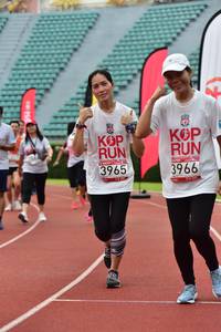 BIB: 3965, 3966
                            <button type="button" onclick="openModal(6105151)" class="btn btn-primary btn-sm float-right btn-popup" data-toggle="modal" data-target=".modal-high-quality">
                        <i class="fas fa-shopping-cart"></i> Add to Cart
                    </button>
                                            <button type="button" onclick="isThisMe(6105151, true)" class="btn btn-success btn-sm float-right btn-popup btn-isme hidden" data-toggle="tooltip" data-placement="bottom" title="นี่คือรูปของคุณใช่ไหม คลิกที่นี่เพื่อเอาเข้าอัลบั้ม">
                        <i class="fas fa-plus"></i> Add to album
                    </button>
                    <button type="button" onclick="isThisMe(6105151, false)" class="btn btn-warning btn-sm float-right btn-popup btn-isnotme hidden">
                        <i class="fas fa-ban"></i> Remove from album
                    </button>