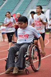 BIB: 635, 2019
                            <button type="button" onclick="openModal(6105925)" class="btn btn-primary btn-sm float-right btn-popup" data-toggle="modal" data-target=".modal-high-quality">
                        <i class="fas fa-shopping-cart"></i> Add to Cart
                    </button>
                                            <button type="button" onclick="isThisMe(6105925, true)" class="btn btn-success btn-sm float-right btn-popup btn-isme hidden" data-toggle="tooltip" data-placement="bottom" title="นี่คือรูปของคุณใช่ไหม คลิกที่นี่เพื่อเอาเข้าอัลบั้ม">
                        <i class="fas fa-plus"></i> Add to album
                    </button>
                    <button type="button" onclick="isThisMe(6105925, false)" class="btn btn-warning btn-sm float-right btn-popup btn-isnotme hidden">
                        <i class="fas fa-ban"></i> Remove from album
                    </button>