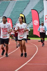 BIB: 4590, 4591
                            <button type="button" onclick="openModal(6106289)" class="btn btn-primary btn-sm float-right btn-popup" data-toggle="modal" data-target=".modal-high-quality">
                        <i class="fas fa-shopping-cart"></i> Add to Cart
                    </button>
                                            <button type="button" onclick="isThisMe(6106289, true)" class="btn btn-success btn-sm float-right btn-popup btn-isme hidden" data-toggle="tooltip" data-placement="bottom" title="นี่คือรูปของคุณใช่ไหม คลิกที่นี่เพื่อเอาเข้าอัลบั้ม">
                        <i class="fas fa-plus"></i> Add to album
                    </button>
                    <button type="button" onclick="isThisMe(6106289, false)" class="btn btn-warning btn-sm float-right btn-popup btn-isnotme hidden">
                        <i class="fas fa-ban"></i> Remove from album
                    </button>