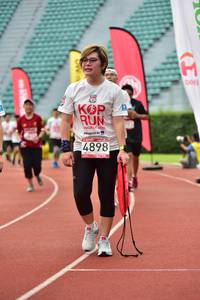 BIB: 201, 4898
                            <button type="button" onclick="openModal(6106168)" class="btn btn-primary btn-sm float-right btn-popup" data-toggle="modal" data-target=".modal-high-quality">
                        <i class="fas fa-shopping-cart"></i> Add to Cart
                    </button>
                                            <button type="button" onclick="isThisMe(6106168, true)" class="btn btn-success btn-sm float-right btn-popup btn-isme hidden" data-toggle="tooltip" data-placement="bottom" title="นี่คือรูปของคุณใช่ไหม คลิกที่นี่เพื่อเอาเข้าอัลบั้ม">
                        <i class="fas fa-plus"></i> Add to album
                    </button>
                    <button type="button" onclick="isThisMe(6106168, false)" class="btn btn-warning btn-sm float-right btn-popup btn-isnotme hidden">
                        <i class="fas fa-ban"></i> Remove from album
                    </button>