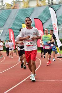 BIB: 1978, 1393
                            <button type="button" onclick="openModal(6106139)" class="btn btn-primary btn-sm float-right btn-popup" data-toggle="modal" data-target=".modal-high-quality">
                        <i class="fas fa-shopping-cart"></i> Add to Cart
                    </button>
                                            <button type="button" onclick="isThisMe(6106139, true)" class="btn btn-success btn-sm float-right btn-popup btn-isme hidden" data-toggle="tooltip" data-placement="bottom" title="นี่คือรูปของคุณใช่ไหม คลิกที่นี่เพื่อเอาเข้าอัลบั้ม">
                        <i class="fas fa-plus"></i> Add to album
                    </button>
                    <button type="button" onclick="isThisMe(6106139, false)" class="btn btn-warning btn-sm float-right btn-popup btn-isnotme hidden">
                        <i class="fas fa-ban"></i> Remove from album
                    </button>