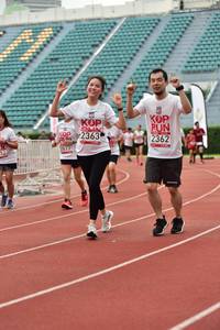 BIB: 2362, 2363, 877
                            <button type="button" onclick="openModal(6106224)" class="btn btn-primary btn-sm float-right btn-popup" data-toggle="modal" data-target=".modal-high-quality">
                        <i class="fas fa-shopping-cart"></i> Add to Cart
                    </button>
                                            <button type="button" onclick="isThisMe(6106224, true)" class="btn btn-success btn-sm float-right btn-popup btn-isme hidden" data-toggle="tooltip" data-placement="bottom" title="นี่คือรูปของคุณใช่ไหม คลิกที่นี่เพื่อเอาเข้าอัลบั้ม">
                        <i class="fas fa-plus"></i> Add to album
                    </button>
                    <button type="button" onclick="isThisMe(6106224, false)" class="btn btn-warning btn-sm float-right btn-popup btn-isnotme hidden">
                        <i class="fas fa-ban"></i> Remove from album
                    </button>