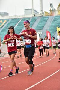 BIB: 3164, 3165
                            <button type="button" onclick="openModal(6106216)" class="btn btn-primary btn-sm float-right btn-popup" data-toggle="modal" data-target=".modal-high-quality">
                        <i class="fas fa-shopping-cart"></i> Add to Cart
                    </button>
                                            <button type="button" onclick="isThisMe(6106216, true)" class="btn btn-success btn-sm float-right btn-popup btn-isme hidden" data-toggle="tooltip" data-placement="bottom" title="นี่คือรูปของคุณใช่ไหม คลิกที่นี่เพื่อเอาเข้าอัลบั้ม">
                        <i class="fas fa-plus"></i> Add to album
                    </button>
                    <button type="button" onclick="isThisMe(6106216, false)" class="btn btn-warning btn-sm float-right btn-popup btn-isnotme hidden">
                        <i class="fas fa-ban"></i> Remove from album
                    </button>