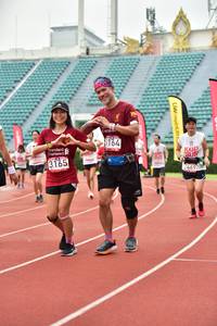 BIB: 9164, 3165, 2469
                            <button type="button" onclick="openModal(6106213)" class="btn btn-primary btn-sm float-right btn-popup" data-toggle="modal" data-target=".modal-high-quality">
                        <i class="fas fa-shopping-cart"></i> Add to Cart
                    </button>
                                            <button type="button" onclick="isThisMe(6106213, true)" class="btn btn-success btn-sm float-right btn-popup btn-isme hidden" data-toggle="tooltip" data-placement="bottom" title="นี่คือรูปของคุณใช่ไหม คลิกที่นี่เพื่อเอาเข้าอัลบั้ม">
                        <i class="fas fa-plus"></i> Add to album
                    </button>
                    <button type="button" onclick="isThisMe(6106213, false)" class="btn btn-warning btn-sm float-right btn-popup btn-isnotme hidden">
                        <i class="fas fa-ban"></i> Remove from album
                    </button>