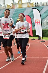 BIB: 201, 3744, 3747
                            <button type="button" onclick="openModal(6106145)" class="btn btn-primary btn-sm float-right btn-popup" data-toggle="modal" data-target=".modal-high-quality">
                        <i class="fas fa-shopping-cart"></i> Add to Cart
                    </button>
                                            <button type="button" onclick="isThisMe(6106145, true)" class="btn btn-success btn-sm float-right btn-popup btn-isme hidden" data-toggle="tooltip" data-placement="bottom" title="นี่คือรูปของคุณใช่ไหม คลิกที่นี่เพื่อเอาเข้าอัลบั้ม">
                        <i class="fas fa-plus"></i> Add to album
                    </button>
                    <button type="button" onclick="isThisMe(6106145, false)" class="btn btn-warning btn-sm float-right btn-popup btn-isnotme hidden">
                        <i class="fas fa-ban"></i> Remove from album
                    </button>