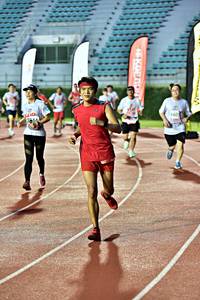 BIB: 7566
                            <button type="button" onclick="openModal(6083912)" class="btn btn-primary btn-sm float-right btn-popup" data-toggle="modal" data-target=".modal-high-quality">
                        <i class="fas fa-shopping-cart"></i> Add to Cart
                    </button>
                                            <button type="button" onclick="isThisMe(6083912, true)" class="btn btn-success btn-sm float-right btn-popup btn-isme hidden" data-toggle="tooltip" data-placement="bottom" title="นี่คือรูปของคุณใช่ไหม คลิกที่นี่เพื่อเอาเข้าอัลบั้ม">
                        <i class="fas fa-plus"></i> Add to album
                    </button>
                    <button type="button" onclick="isThisMe(6083912, false)" class="btn btn-warning btn-sm float-right btn-popup btn-isnotme hidden">
                        <i class="fas fa-ban"></i> Remove from album
                    </button>