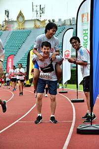 BIB: 6098
                            <button type="button" onclick="openModal(6078806)" class="btn btn-primary btn-sm float-right btn-popup" data-toggle="modal" data-target=".modal-high-quality">
                        <i class="fas fa-shopping-cart"></i> Add to Cart
                    </button>
                                            <button type="button" onclick="isThisMe(6078806, true)" class="btn btn-success btn-sm float-right btn-popup btn-isme hidden" data-toggle="tooltip" data-placement="bottom" title="นี่คือรูปของคุณใช่ไหม คลิกที่นี่เพื่อเอาเข้าอัลบั้ม">
                        <i class="fas fa-plus"></i> Add to album
                    </button>
                    <button type="button" onclick="isThisMe(6078806, false)" class="btn btn-warning btn-sm float-right btn-popup btn-isnotme hidden">
                        <i class="fas fa-ban"></i> Remove from album
                    </button>