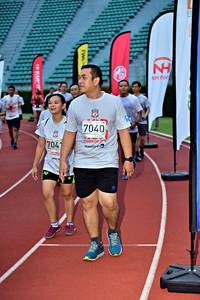 BIB: 7040, 704
                            <button type="button" onclick="openModal(6078541)" class="btn btn-primary btn-sm float-right btn-popup" data-toggle="modal" data-target=".modal-high-quality">
                        <i class="fas fa-shopping-cart"></i> Add to Cart
                    </button>
                                            <button type="button" onclick="isThisMe(6078541, true)" class="btn btn-success btn-sm float-right btn-popup btn-isme hidden" data-toggle="tooltip" data-placement="bottom" title="นี่คือรูปของคุณใช่ไหม คลิกที่นี่เพื่อเอาเข้าอัลบั้ม">
                        <i class="fas fa-plus"></i> Add to album
                    </button>
                    <button type="button" onclick="isThisMe(6078541, false)" class="btn btn-warning btn-sm float-right btn-popup btn-isnotme hidden">
                        <i class="fas fa-ban"></i> Remove from album
                    </button>