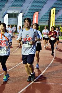 BIB: 7416, 6770, 201, 415
                            <button type="button" onclick="openModal(6078279)" class="btn btn-primary btn-sm float-right btn-popup" data-toggle="modal" data-target=".modal-high-quality">
                        <i class="fas fa-shopping-cart"></i> Add to Cart
                    </button>
                                            <button type="button" onclick="isThisMe(6078279, true)" class="btn btn-success btn-sm float-right btn-popup btn-isme hidden" data-toggle="tooltip" data-placement="bottom" title="นี่คือรูปของคุณใช่ไหม คลิกที่นี่เพื่อเอาเข้าอัลบั้ม">
                        <i class="fas fa-plus"></i> Add to album
                    </button>
                    <button type="button" onclick="isThisMe(6078279, false)" class="btn btn-warning btn-sm float-right btn-popup btn-isnotme hidden">
                        <i class="fas fa-ban"></i> Remove from album
                    </button>