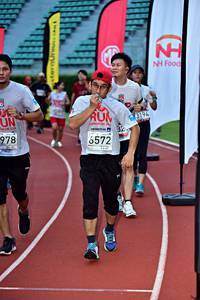 BIB: 3194, 6572, 978
                            <button type="button" onclick="openModal(6078488)" class="btn btn-primary btn-sm float-right btn-popup" data-toggle="modal" data-target=".modal-high-quality">
                        <i class="fas fa-shopping-cart"></i> Add to Cart
                    </button>
                                            <button type="button" onclick="isThisMe(6078488, true)" class="btn btn-success btn-sm float-right btn-popup btn-isme hidden" data-toggle="tooltip" data-placement="bottom" title="นี่คือรูปของคุณใช่ไหม คลิกที่นี่เพื่อเอาเข้าอัลบั้ม">
                        <i class="fas fa-plus"></i> Add to album
                    </button>
                    <button type="button" onclick="isThisMe(6078488, false)" class="btn btn-warning btn-sm float-right btn-popup btn-isnotme hidden">
                        <i class="fas fa-ban"></i> Remove from album
                    </button>