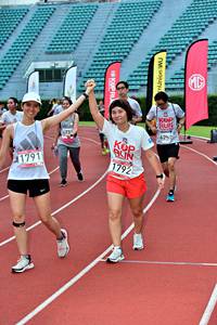 BIB: 6252, 673, 1791, 1792
                            <button type="button" onclick="openModal(6078763)" class="btn btn-primary btn-sm float-right btn-popup" data-toggle="modal" data-target=".modal-high-quality">
                        <i class="fas fa-shopping-cart"></i> Add to Cart
                    </button>
                                            <button type="button" onclick="isThisMe(6078763, true)" class="btn btn-success btn-sm float-right btn-popup btn-isme hidden" data-toggle="tooltip" data-placement="bottom" title="นี่คือรูปของคุณใช่ไหม คลิกที่นี่เพื่อเอาเข้าอัลบั้ม">
                        <i class="fas fa-plus"></i> Add to album
                    </button>
                    <button type="button" onclick="isThisMe(6078763, false)" class="btn btn-warning btn-sm float-right btn-popup btn-isnotme hidden">
                        <i class="fas fa-ban"></i> Remove from album
                    </button>