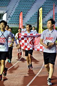 BIB: 456
                            <button type="button" onclick="openModal(6077998)" class="btn btn-primary btn-sm float-right btn-popup" data-toggle="modal" data-target=".modal-high-quality">
                        <i class="fas fa-shopping-cart"></i> Add to Cart
                    </button>
                                            <button type="button" onclick="isThisMe(6077998, true)" class="btn btn-success btn-sm float-right btn-popup btn-isme hidden" data-toggle="tooltip" data-placement="bottom" title="นี่คือรูปของคุณใช่ไหม คลิกที่นี่เพื่อเอาเข้าอัลบั้ม">
                        <i class="fas fa-plus"></i> Add to album
                    </button>
                    <button type="button" onclick="isThisMe(6077998, false)" class="btn btn-warning btn-sm float-right btn-popup btn-isnotme hidden">
                        <i class="fas fa-ban"></i> Remove from album
                    </button>