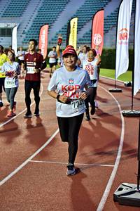 BIB: 8914, 8964
                            <button type="button" onclick="openModal(6078245)" class="btn btn-primary btn-sm float-right btn-popup" data-toggle="modal" data-target=".modal-high-quality">
                        <i class="fas fa-shopping-cart"></i> Add to Cart
                    </button>
                                            <button type="button" onclick="isThisMe(6078245, true)" class="btn btn-success btn-sm float-right btn-popup btn-isme hidden" data-toggle="tooltip" data-placement="bottom" title="นี่คือรูปของคุณใช่ไหม คลิกที่นี่เพื่อเอาเข้าอัลบั้ม">
                        <i class="fas fa-plus"></i> Add to album
                    </button>
                    <button type="button" onclick="isThisMe(6078245, false)" class="btn btn-warning btn-sm float-right btn-popup btn-isnotme hidden">
                        <i class="fas fa-ban"></i> Remove from album
                    </button>