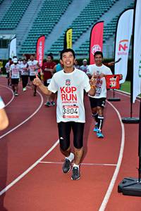 BIB: 201, 3804
                            <button type="button" onclick="openModal(6078474)" class="btn btn-primary btn-sm float-right btn-popup" data-toggle="modal" data-target=".modal-high-quality">
                        <i class="fas fa-shopping-cart"></i> Add to Cart
                    </button>
                                            <button type="button" onclick="isThisMe(6078474, true)" class="btn btn-success btn-sm float-right btn-popup btn-isme hidden" data-toggle="tooltip" data-placement="bottom" title="นี่คือรูปของคุณใช่ไหม คลิกที่นี่เพื่อเอาเข้าอัลบั้ม">
                        <i class="fas fa-plus"></i> Add to album
                    </button>
                    <button type="button" onclick="isThisMe(6078474, false)" class="btn btn-warning btn-sm float-right btn-popup btn-isnotme hidden">
                        <i class="fas fa-ban"></i> Remove from album
                    </button>