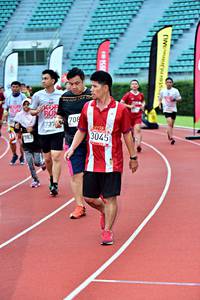 BIB: 708, 737, 3045, 783
                            <button type="button" onclick="openModal(6078710)" class="btn btn-primary btn-sm float-right btn-popup" data-toggle="modal" data-target=".modal-high-quality">
                        <i class="fas fa-shopping-cart"></i> Add to Cart
                    </button>
                                            <button type="button" onclick="isThisMe(6078710, true)" class="btn btn-success btn-sm float-right btn-popup btn-isme hidden" data-toggle="tooltip" data-placement="bottom" title="นี่คือรูปของคุณใช่ไหม คลิกที่นี่เพื่อเอาเข้าอัลบั้ม">
                        <i class="fas fa-plus"></i> Add to album
                    </button>
                    <button type="button" onclick="isThisMe(6078710, false)" class="btn btn-warning btn-sm float-right btn-popup btn-isnotme hidden">
                        <i class="fas fa-ban"></i> Remove from album
                    </button>