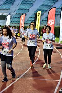 BIB: 7892, 7909, 6464
                            <button type="button" onclick="openModal(6078314)" class="btn btn-primary btn-sm float-right btn-popup" data-toggle="modal" data-target=".modal-high-quality">
                        <i class="fas fa-shopping-cart"></i> Add to Cart
                    </button>
                                            <button type="button" onclick="isThisMe(6078314, true)" class="btn btn-success btn-sm float-right btn-popup btn-isme hidden" data-toggle="tooltip" data-placement="bottom" title="นี่คือรูปของคุณใช่ไหม คลิกที่นี่เพื่อเอาเข้าอัลบั้ม">
                        <i class="fas fa-plus"></i> Add to album
                    </button>
                    <button type="button" onclick="isThisMe(6078314, false)" class="btn btn-warning btn-sm float-right btn-popup btn-isnotme hidden">
                        <i class="fas fa-ban"></i> Remove from album
                    </button>