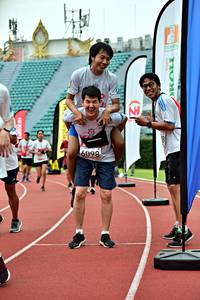 BIB: 6098
                            <button type="button" onclick="openModal(6078804)" class="btn btn-primary btn-sm float-right btn-popup" data-toggle="modal" data-target=".modal-high-quality">
                        <i class="fas fa-shopping-cart"></i> Add to Cart
                    </button>
                                            <button type="button" onclick="isThisMe(6078804, true)" class="btn btn-success btn-sm float-right btn-popup btn-isme hidden" data-toggle="tooltip" data-placement="bottom" title="นี่คือรูปของคุณใช่ไหม คลิกที่นี่เพื่อเอาเข้าอัลบั้ม">
                        <i class="fas fa-plus"></i> Add to album
                    </button>
                    <button type="button" onclick="isThisMe(6078804, false)" class="btn btn-warning btn-sm float-right btn-popup btn-isnotme hidden">
                        <i class="fas fa-ban"></i> Remove from album
                    </button>