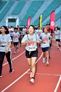 BIB: 6556, 8634
                            <button type="button" onclick="openModal(6078582)" class="btn btn-primary btn-sm float-right btn-popup" data-toggle="modal" data-target=".modal-high-quality">
                        <i class="fas fa-shopping-cart"></i> Add to Cart
                    </button>
                                            <button type="button" onclick="isThisMe(6078582, true)" class="btn btn-success btn-sm float-right btn-popup btn-isme hidden" data-toggle="tooltip" data-placement="bottom" title="นี่คือรูปของคุณใช่ไหม คลิกที่นี่เพื่อเอาเข้าอัลบั้ม">
                        <i class="fas fa-plus"></i> Add to album
                    </button>
                    <button type="button" onclick="isThisMe(6078582, false)" class="btn btn-warning btn-sm float-right btn-popup btn-isnotme hidden">
                        <i class="fas fa-ban"></i> Remove from album
                    </button>