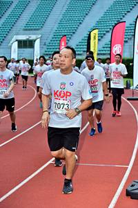 BIB: 4408, 515, 7073
                            <button type="button" onclick="openModal(6078656)" class="btn btn-primary btn-sm float-right btn-popup" data-toggle="modal" data-target=".modal-high-quality">
                        <i class="fas fa-shopping-cart"></i> Add to Cart
                    </button>
                                            <button type="button" onclick="isThisMe(6078656, true)" class="btn btn-success btn-sm float-right btn-popup btn-isme hidden" data-toggle="tooltip" data-placement="bottom" title="นี่คือรูปของคุณใช่ไหม คลิกที่นี่เพื่อเอาเข้าอัลบั้ม">
                        <i class="fas fa-plus"></i> Add to album
                    </button>
                    <button type="button" onclick="isThisMe(6078656, false)" class="btn btn-warning btn-sm float-right btn-popup btn-isnotme hidden">
                        <i class="fas fa-ban"></i> Remove from album
                    </button>