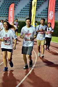 BIB: 4058, 7319, 2059
                            <button type="button" onclick="openModal(6077857)" class="btn btn-primary btn-sm float-right btn-popup" data-toggle="modal" data-target=".modal-high-quality">
                        <i class="fas fa-shopping-cart"></i> Add to Cart
                    </button>
                                            <button type="button" onclick="isThisMe(6077857, true)" class="btn btn-success btn-sm float-right btn-popup btn-isme hidden" data-toggle="tooltip" data-placement="bottom" title="นี่คือรูปของคุณใช่ไหม คลิกที่นี่เพื่อเอาเข้าอัลบั้ม">
                        <i class="fas fa-plus"></i> Add to album
                    </button>
                    <button type="button" onclick="isThisMe(6077857, false)" class="btn btn-warning btn-sm float-right btn-popup btn-isnotme hidden">
                        <i class="fas fa-ban"></i> Remove from album
                    </button>