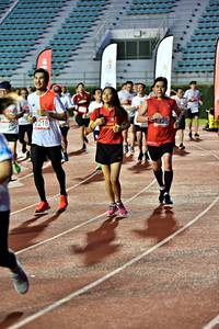 BIB: 1325, 2218
                            <button type="button" onclick="openModal(6077783)" class="btn btn-primary btn-sm float-right btn-popup" data-toggle="modal" data-target=".modal-high-quality">
                        <i class="fas fa-shopping-cart"></i> Add to Cart
                    </button>
                                            <button type="button" onclick="isThisMe(6077783, true)" class="btn btn-success btn-sm float-right btn-popup btn-isme hidden" data-toggle="tooltip" data-placement="bottom" title="นี่คือรูปของคุณใช่ไหม คลิกที่นี่เพื่อเอาเข้าอัลบั้ม">
                        <i class="fas fa-plus"></i> Add to album
                    </button>
                    <button type="button" onclick="isThisMe(6077783, false)" class="btn btn-warning btn-sm float-right btn-popup btn-isnotme hidden">
                        <i class="fas fa-ban"></i> Remove from album
                    </button>