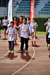 BIB: 6299, 6300
                            <button type="button" onclick="openModal(6077991)" class="btn btn-primary btn-sm float-right btn-popup" data-toggle="modal" data-target=".modal-high-quality">
                        <i class="fas fa-shopping-cart"></i> Add to Cart
                    </button>
                                            <button type="button" onclick="isThisMe(6077991, true)" class="btn btn-success btn-sm float-right btn-popup btn-isme hidden" data-toggle="tooltip" data-placement="bottom" title="นี่คือรูปของคุณใช่ไหม คลิกที่นี่เพื่อเอาเข้าอัลบั้ม">
                        <i class="fas fa-plus"></i> Add to album
                    </button>
                    <button type="button" onclick="isThisMe(6077991, false)" class="btn btn-warning btn-sm float-right btn-popup btn-isnotme hidden">
                        <i class="fas fa-ban"></i> Remove from album
                    </button>