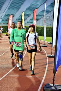 BIB: 1010
                            <button type="button" onclick="openModal(6078062)" class="btn btn-primary btn-sm float-right btn-popup" data-toggle="modal" data-target=".modal-high-quality">
                        <i class="fas fa-shopping-cart"></i> Add to Cart
                    </button>
                                            <button type="button" onclick="isThisMe(6078062, true)" class="btn btn-success btn-sm float-right btn-popup btn-isme hidden" data-toggle="tooltip" data-placement="bottom" title="นี่คือรูปของคุณใช่ไหม คลิกที่นี่เพื่อเอาเข้าอัลบั้ม">
                        <i class="fas fa-plus"></i> Add to album
                    </button>
                    <button type="button" onclick="isThisMe(6078062, false)" class="btn btn-warning btn-sm float-right btn-popup btn-isnotme hidden">
                        <i class="fas fa-ban"></i> Remove from album
                    </button>