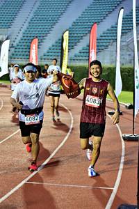 BIB: 4083, 4082
                            <button type="button" onclick="openModal(6078027)" class="btn btn-primary btn-sm float-right btn-popup" data-toggle="modal" data-target=".modal-high-quality">
                        <i class="fas fa-shopping-cart"></i> Add to Cart
                    </button>
                                            <button type="button" onclick="isThisMe(6078027, true)" class="btn btn-success btn-sm float-right btn-popup btn-isme hidden" data-toggle="tooltip" data-placement="bottom" title="นี่คือรูปของคุณใช่ไหม คลิกที่นี่เพื่อเอาเข้าอัลบั้ม">
                        <i class="fas fa-plus"></i> Add to album
                    </button>
                    <button type="button" onclick="isThisMe(6078027, false)" class="btn btn-warning btn-sm float-right btn-popup btn-isnotme hidden">
                        <i class="fas fa-ban"></i> Remove from album
                    </button>