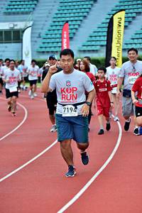 BIB: 687, 7194
                            <button type="button" onclick="openModal(6078637)" class="btn btn-primary btn-sm float-right btn-popup" data-toggle="modal" data-target=".modal-high-quality">
                        <i class="fas fa-shopping-cart"></i> Add to Cart
                    </button>
                                            <button type="button" onclick="isThisMe(6078637, true)" class="btn btn-success btn-sm float-right btn-popup btn-isme hidden" data-toggle="tooltip" data-placement="bottom" title="นี่คือรูปของคุณใช่ไหม คลิกที่นี่เพื่อเอาเข้าอัลบั้ม">
                        <i class="fas fa-plus"></i> Add to album
                    </button>
                    <button type="button" onclick="isThisMe(6078637, false)" class="btn btn-warning btn-sm float-right btn-popup btn-isnotme hidden">
                        <i class="fas fa-ban"></i> Remove from album
                    </button>